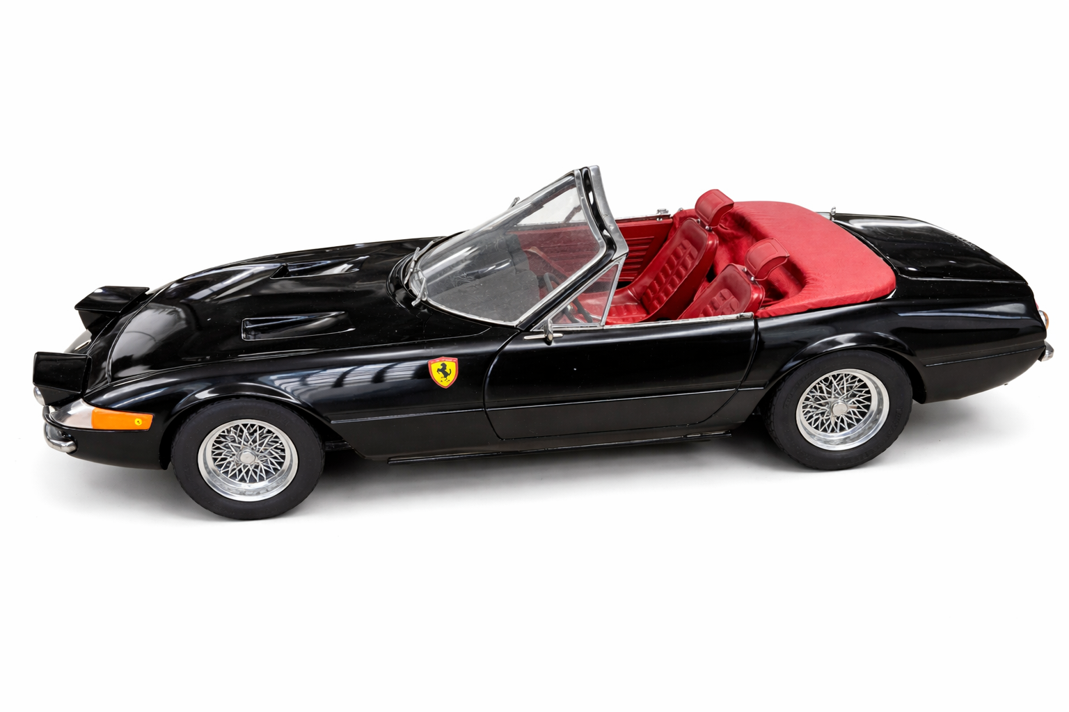 Ferrari 365 GTS/4 Daytona 1972 Spide