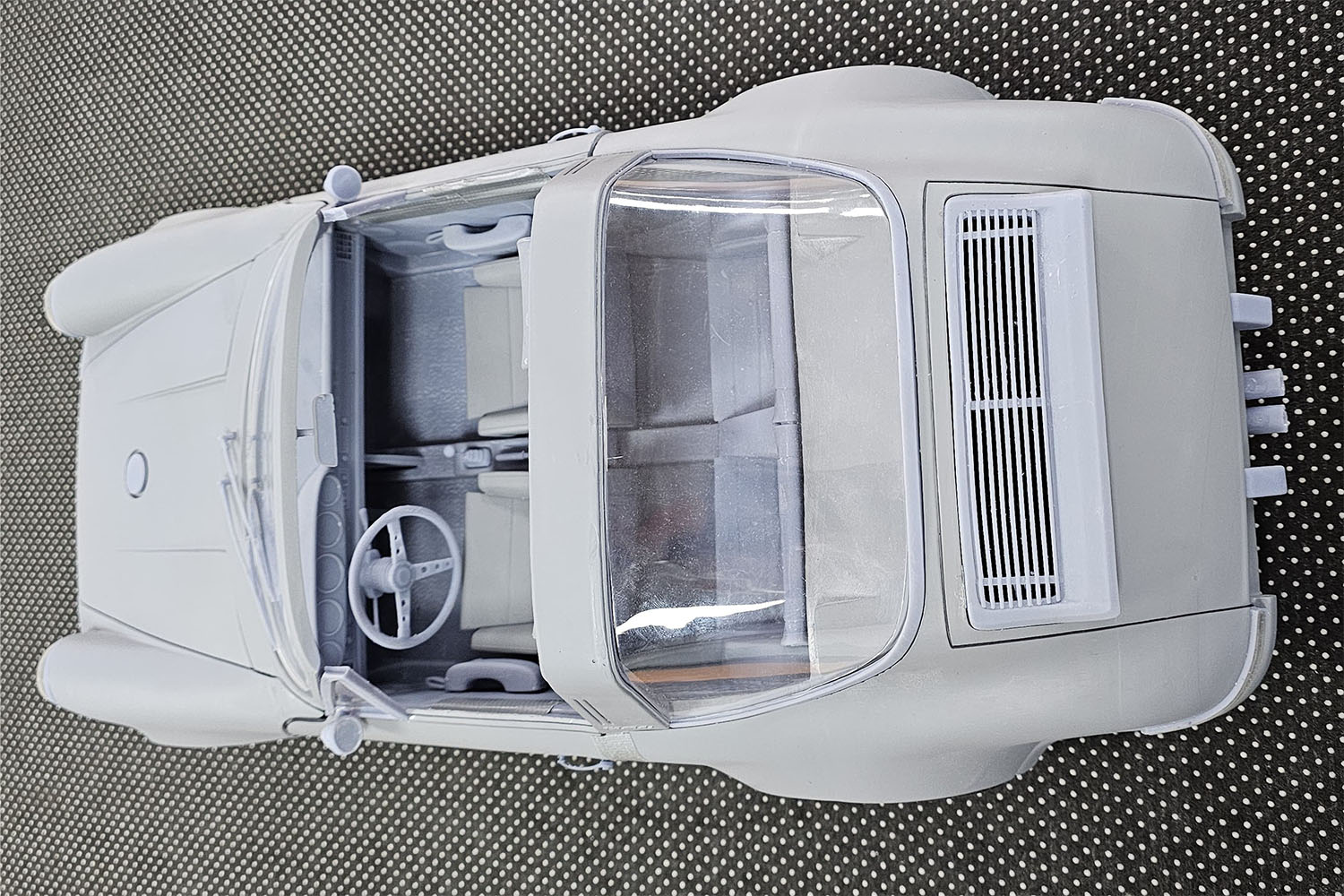 Porsche 911 Singer Targa 1/8 Model Kit DIY - Image 5