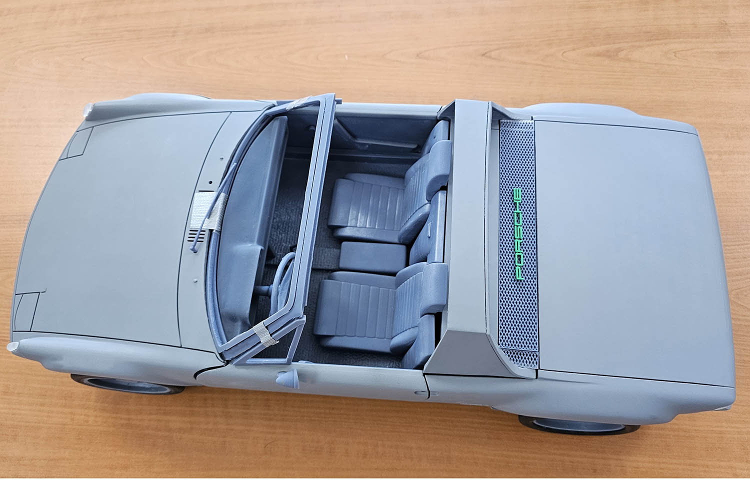 Porsche 914 1/8 Model Kit DIY - Image 3